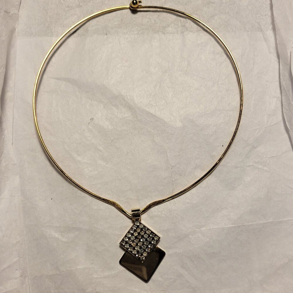 Vintage Gold Metal Chocker with Rhinestone Pendant